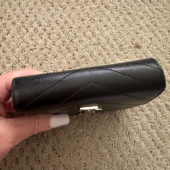 CASSANDRE MATELASSÉ COMPACT ZIP AROUND WALLET IN GRAIN DE POUDRE LEATHER - Picture 6 of 14